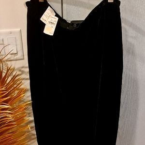 Armani black velvet skirt with tag size 12